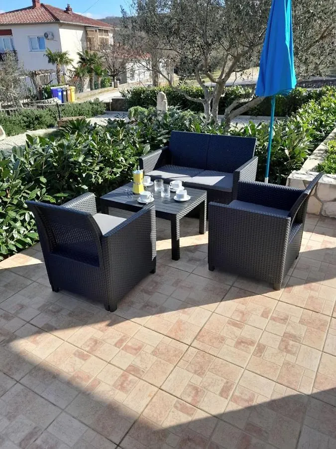 Apartment Dean Klimno Croatia